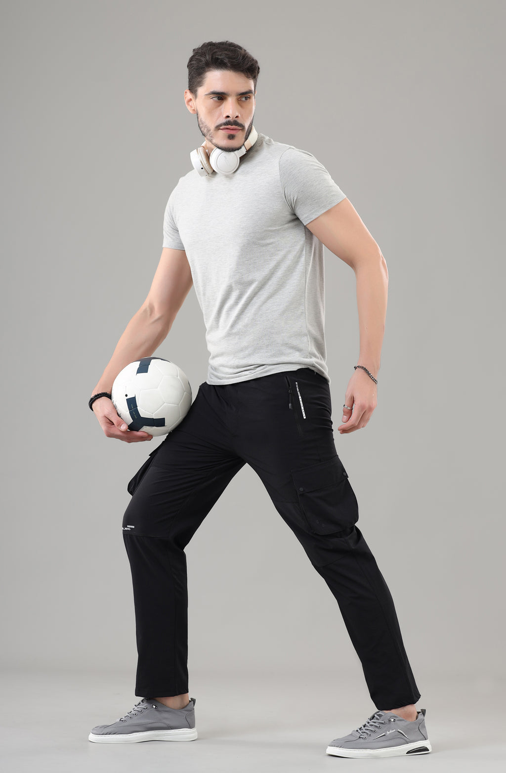 Men's Regular Fit Cargos